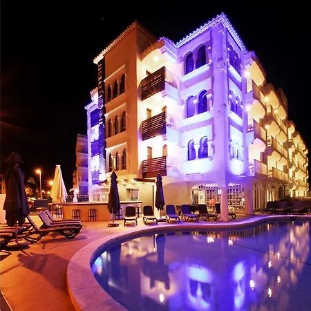 فندق The Element 4*